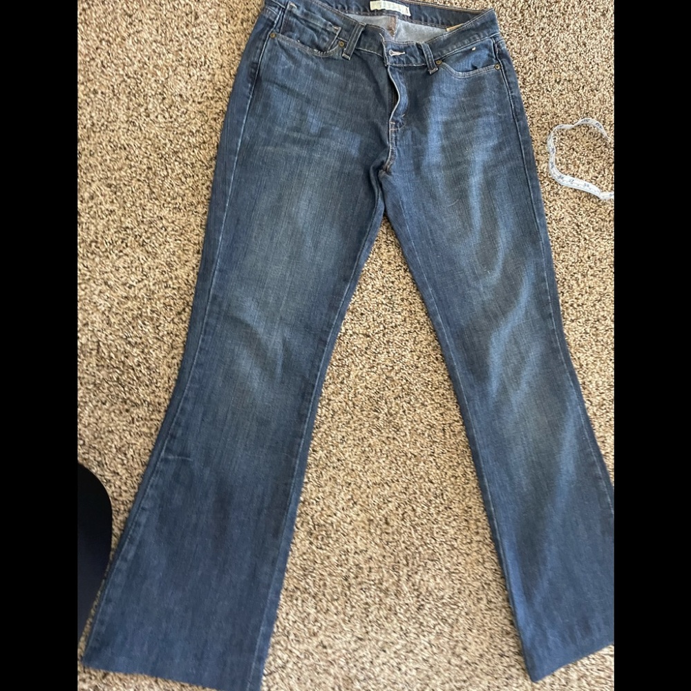 Women’s Levi denim ultimate lift  bootcut 544 
size 4 Medium
